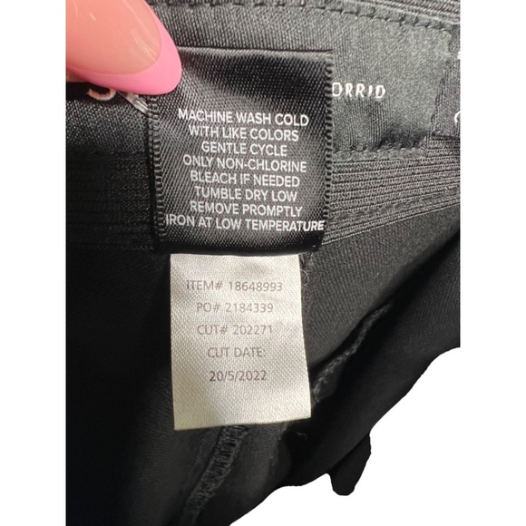 Torrid Studio Trouser Straight Deluxe Stretch Mid-Rise Pants Size 26R Black - Picture 6 of 9